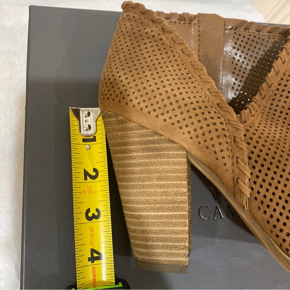 New in Box Vince Camuto Lamorna Seed Brown Asymmetrical Ankle Booties Boots - Picture 14 of 14